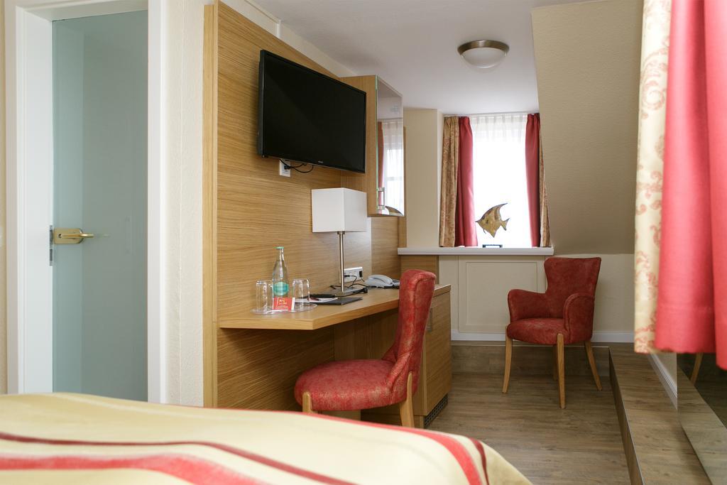 Hotel Neuwarft Altbau Dagebüll Δωμάτιο φωτογραφία